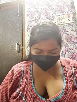 Liyaa 24 online show from March 9, 2026, 7:28 pm