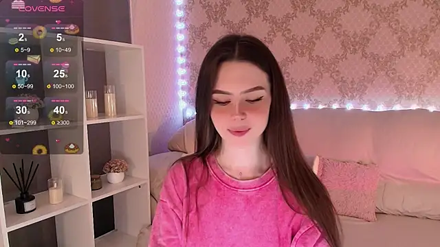 HolyMiax online show from April 7, 2026, 4:14 am