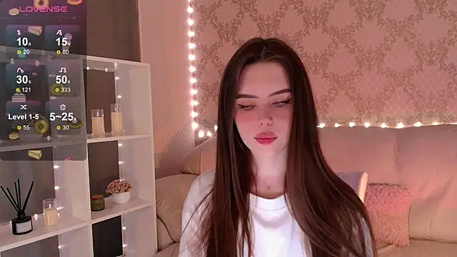 HolyMiax online show from July 9, 2026, 3:18 am
