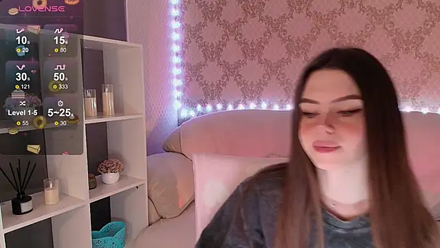 HolyMiax online show from April 8, 2026, 3:52 am