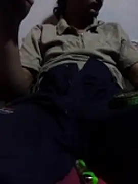 PleasurePistol online show from July 16, 2026, 7:44 pm