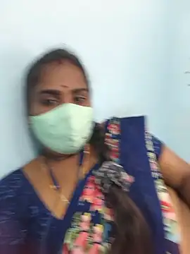 Snapshot of Tamil_riyalini12 chatting on June 13, 2026, 5:38 am Tamil riyalini12 online show from June 13, 2026, 5:38 am