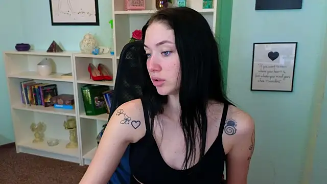 Ivanna  Rose online show from November 17, 2025, 5:22 am