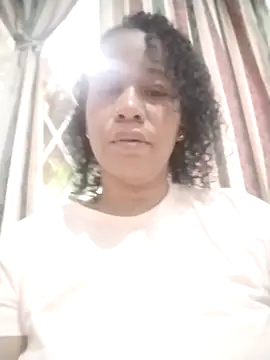 EbonyHorrny online show from November 20, 2025, 1:56 pm