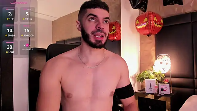 AxelThompson  online show from October 24, 2025, 12:26 pm