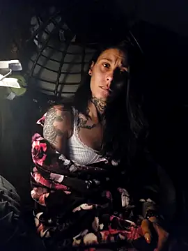 DarkAngelz1 online show from November 20, 2025, 12:44 am