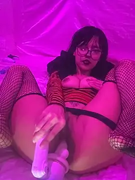 YourDevilGirl  online show from April 12, 2026, 8:45 pm