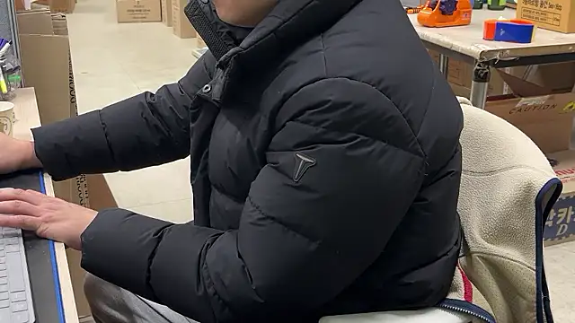 Snapshot of suwonsub chatting on February 21, 2026, 11:40 pm suwonsub online show from February 21, 2026, 11:40 pm