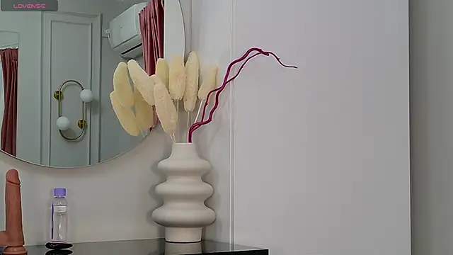 SiennaPierce online show from October 20, 2025, 4:14 am