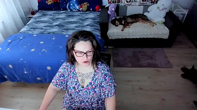 Squirt Kimm online show from November 28, 2025, 10:15 am