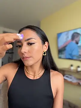 im-isabella online show from March 10, 2026, 8:46 pm