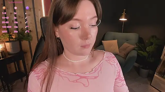 Snapshot of Ash_Hasmy chatting on October 21, 2025, 12:37 pm Ash Hasmy online show from October 21, 2025, 12:37 pm