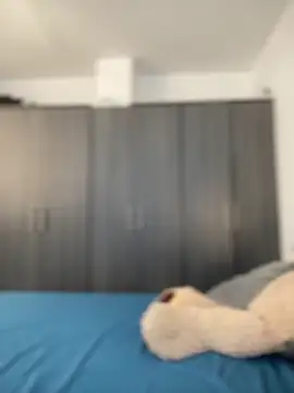 Alexia 24 online show from February 5, 2026, 6:48 pm