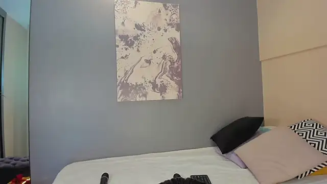 Hailey-Fox online show from November 13, 2025, 10:24 pm