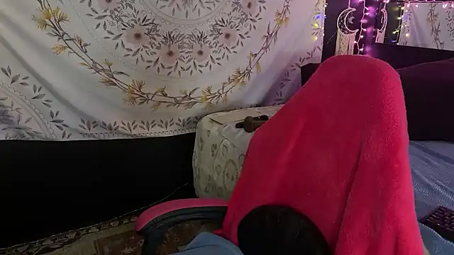 BossMomma0387 online show from January 16, 2026, 11:31 pm