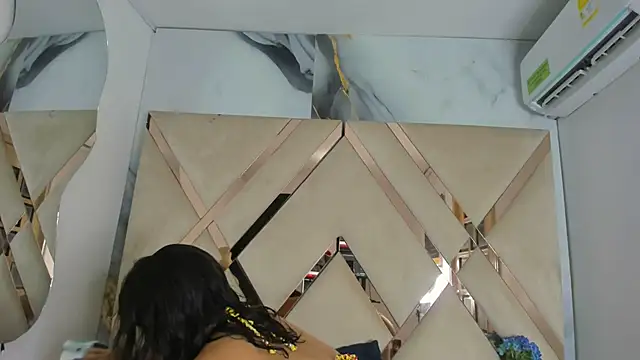 arixht online show from September 9, 2025, 4:44 am