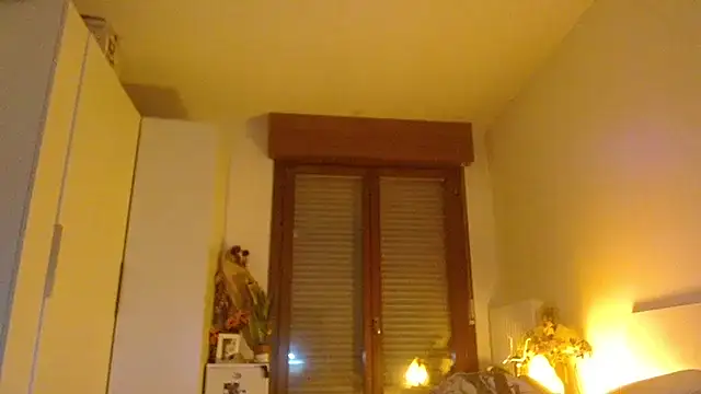 Snapshot of refem9 chatting on December 2, 2025, 9:16 pm refem9 online show from December 2, 2025, 9:16 pm