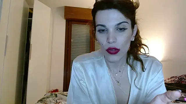 refem9 online show from October 7, 2025, 4:24 am