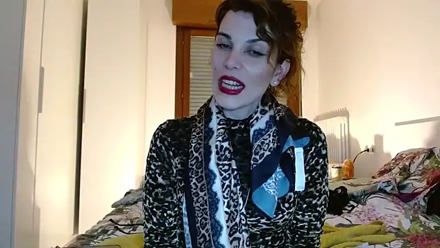 refem9 online show from October 9, 2025, 5:13 pm