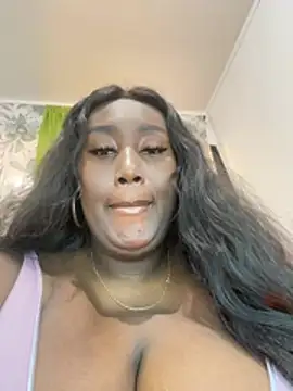 Snapshot of desirewilliam chatting on June 16, 2026, 1:33 pm desirewilliam online show from June 16, 2026, 1:33 pm