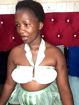 MissREAHx online show from October 13, 2025, 4:08 pm