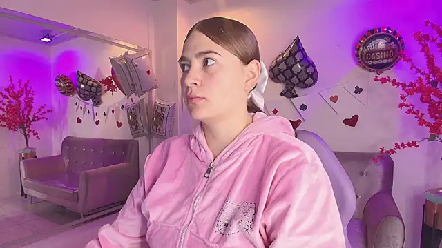 Antonella wild online show from March 1, 2026, 3:17 am