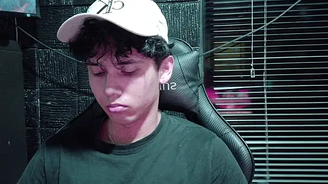 Snapshot of jacobs_shelby chatting on February 2, 2026, 1:37 am jacobs shelby online show from February 2, 2026, 1:37 am