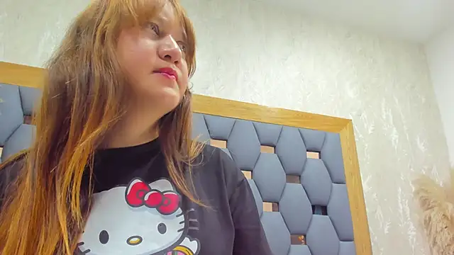 juliette pretty  online show from April 8, 2026, 7:04 pm