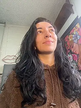 Snapshot of SALOME_KORLAND chatting on December 2, 2025, 1:35 pm SALOME KORLAND online show from December 2, 2025, 1:35 pm