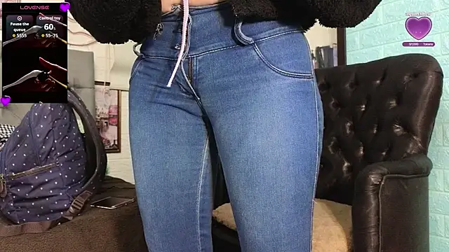 SALOME KORLAND online show from September 19, 2025, 12:09 pm