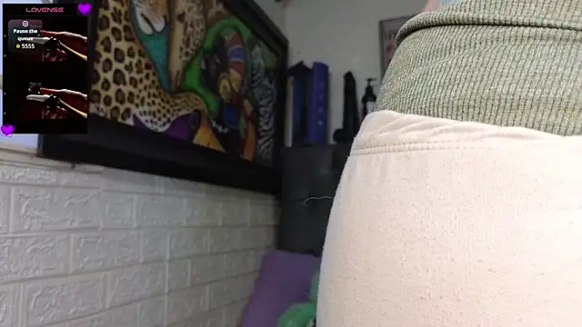 SALOME KORLAND online show from September 10, 2025, 1:10 pm