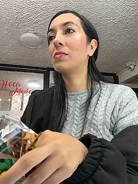 Snapshot of SALOME_KORLAND chatting on February 26, 2026, 5:24 pm SALOME KORLAND online show from February 26, 2026, 5:24 pm