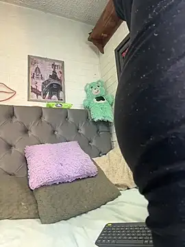 Snapshot of SALOME_KORLAND chatting on December 3, 2025, 7:24 pm SALOME KORLAND online show from December 3, 2025, 7:24 pm