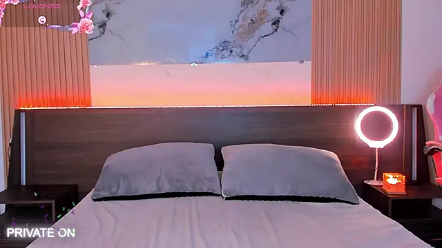 samanthaa moon online show from February 21, 2026, 12:12 am