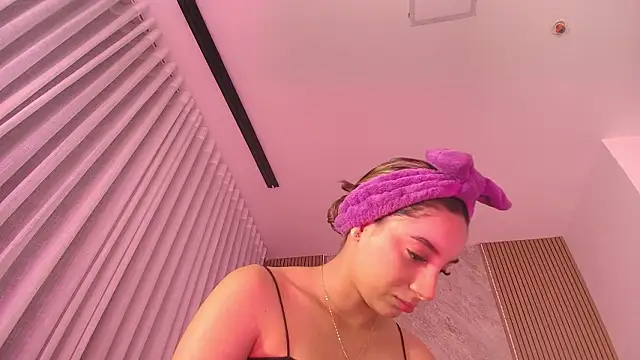 Snapshot of celeste_moonx chatting on February 13, 2026, 11:54 am celeste moonx online show from February 13, 2026, 11:54 am