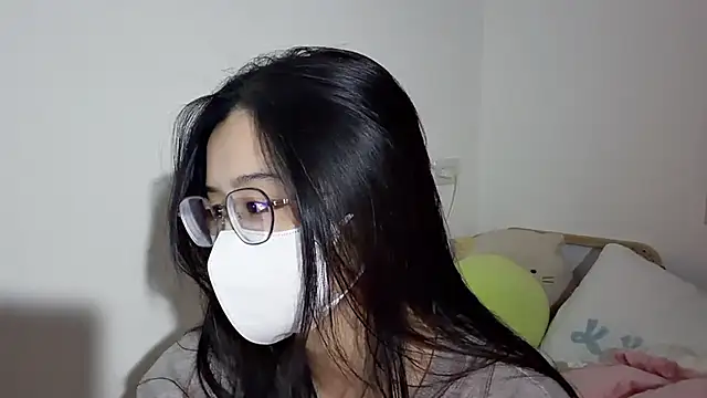 Snapshot of LHeart chatting on January 15, 2026, 2:31 pm LHeart online show from January 15, 2026, 2:31 pm