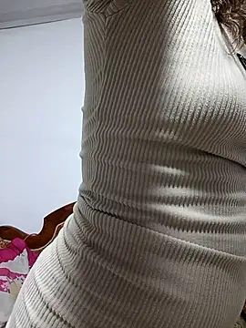 Alis 1327 online show from November 14, 2025, 10:35 pm