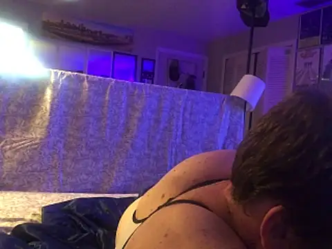 lilthicky352 online show from October 28, 2025, 3:29 am