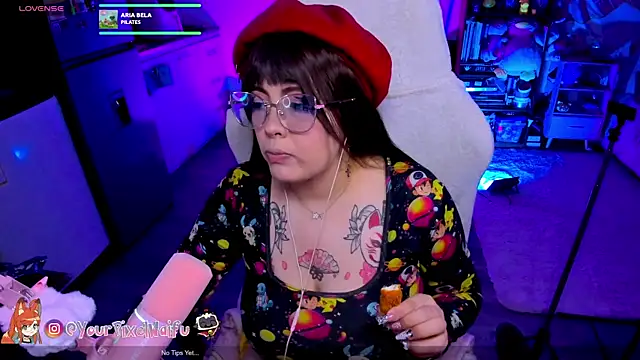 AlyssaRomanova online show from October 27, 2025, 2:45 am