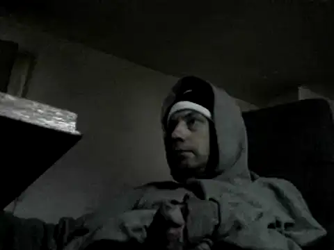 Snapshot of skateboy78 chatting on January 23, 2025, 11:58 am skateboy78 online show from January 23, 2025, 11:58 am