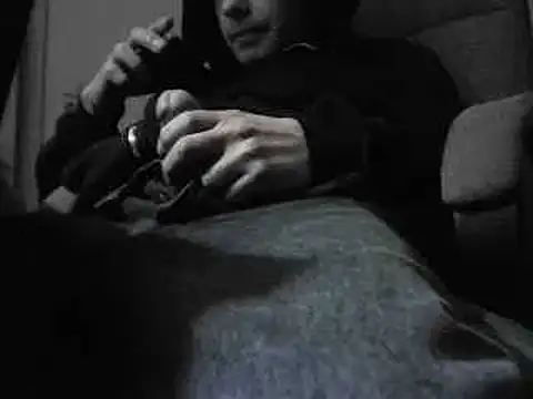 Snapshot of skateboy78 chatting on January 31, 2025, 6:14 pm skateboy78 online show from January 31, 2025, 6:14 pm