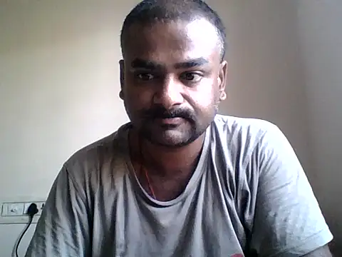 sree4143 online show from November 23, 2025, 2:21 am