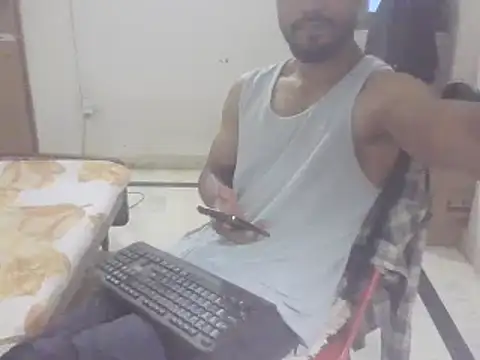 sofiacpl  online show from October 19, 2025, 5:32 am