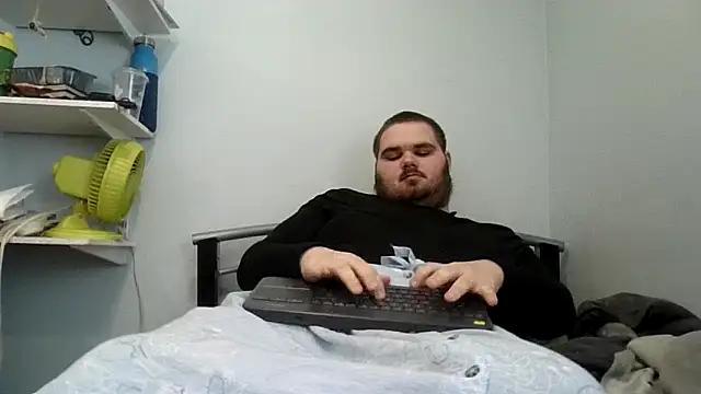 alexthe9t online show from December 4, 2025, 7:46 pm