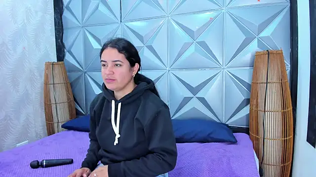 GreciaFox1 online show from January 8, 2026, 12:00 pm