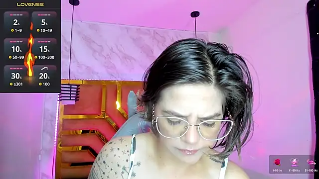 Luciifeer  online show from September 28, 2025, 12:12 pm