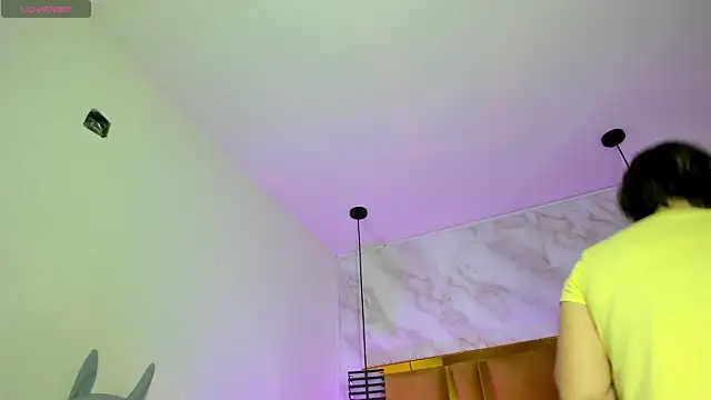 Luciifeer  online show from September 17, 2025, 6:32 pm