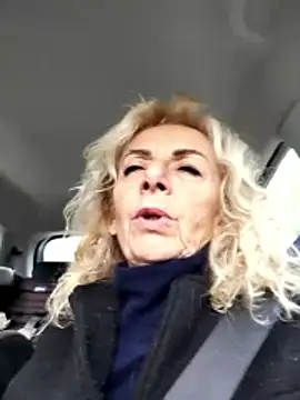 Snapshot of clarabell4 chatting on February 6, 2026, 7:37 am clarabell4 online show from February 6, 2026, 7:37 am