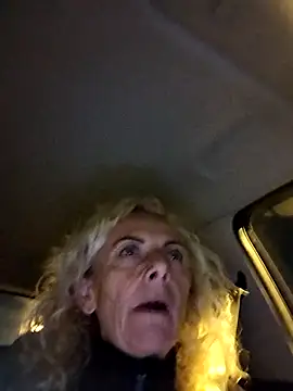 clarabell4 online show from September 29, 2025, 6:46 pm