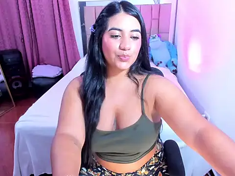 Snapshot of Allisson24 chatting on November 11, 2025, 5:02 am Allisson24 online show from November 11, 2025, 5:02 am